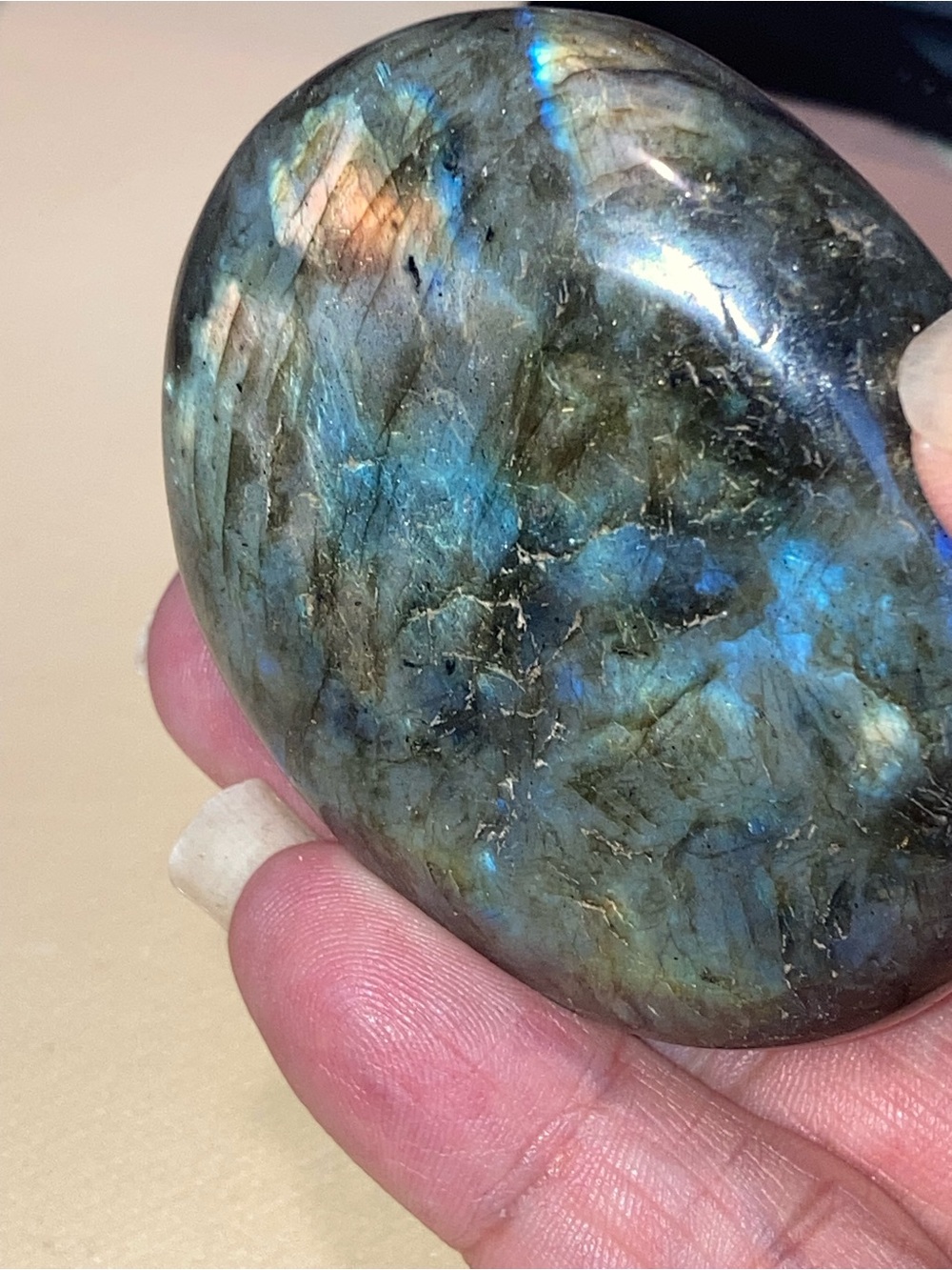 Labradorite Palm Stone with Blue Flash - Women's Jewelry Accent - Picture 2 of 6
